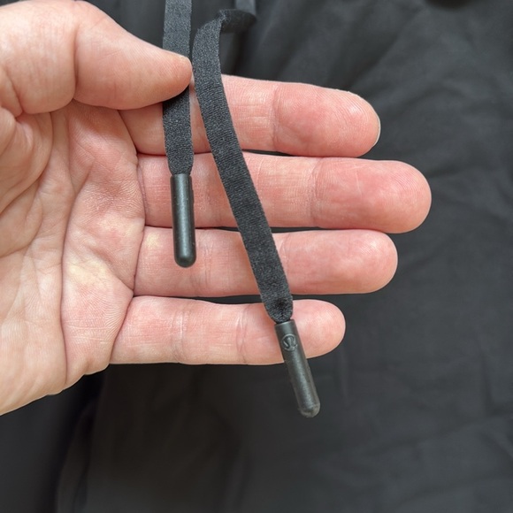 Lululemon Keep Moving Pant 7/8 High-Rise in Black - Picture 3 of 9